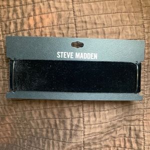 Steve Madden Velvet Choker